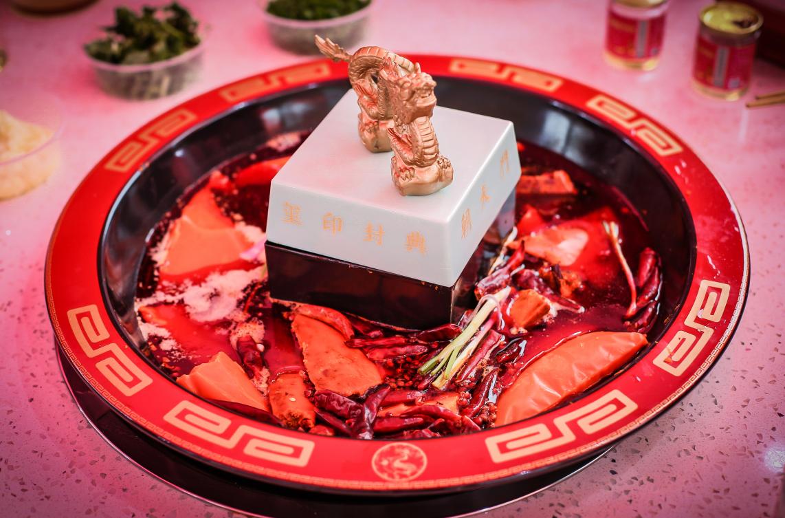 朝天门火锅味道怎么样？外地人吃得惯吗？