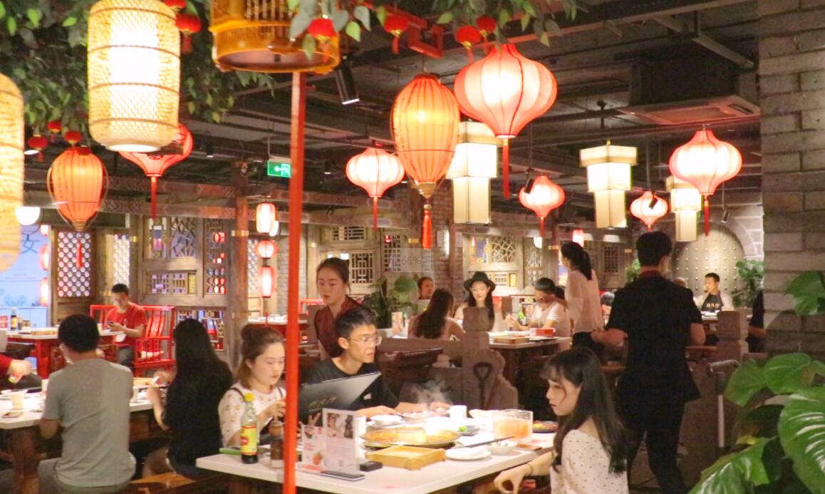 四川火锅，凭什么成为了社交名片？